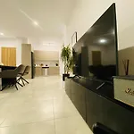 Sea View Penthouse Universal Residences